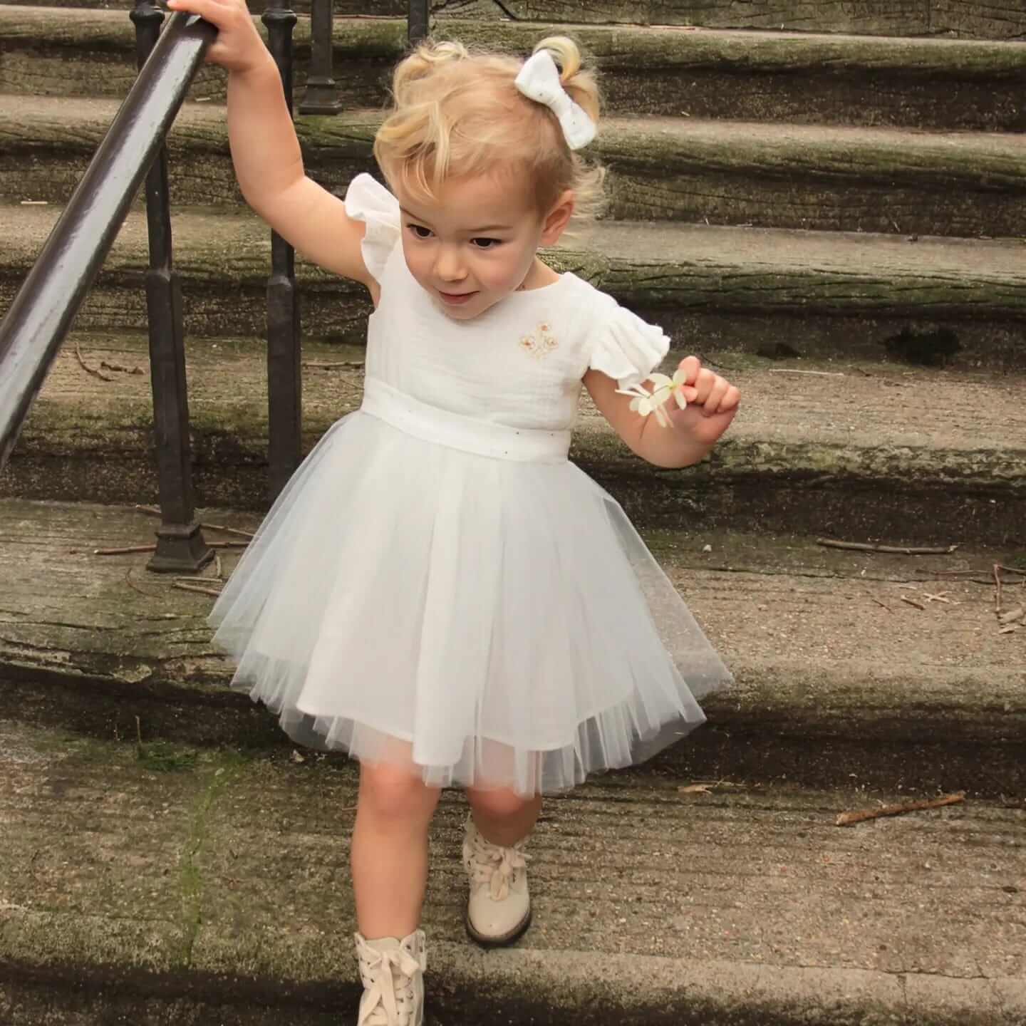 Accueil fille robe cérémonie